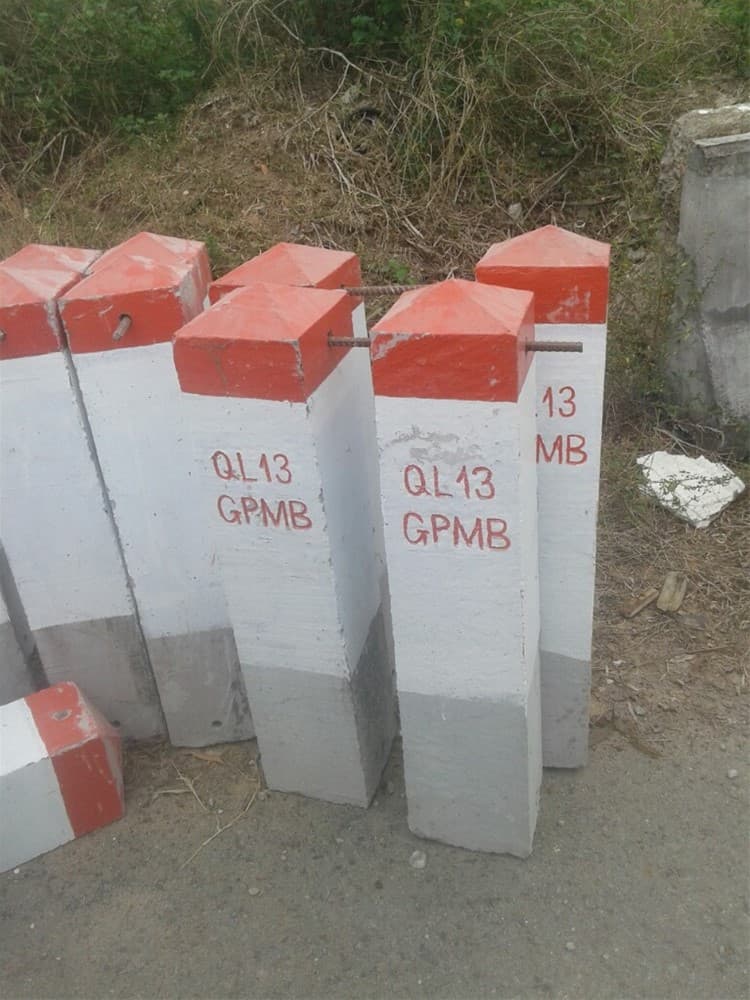 Cột Mốc bê tông